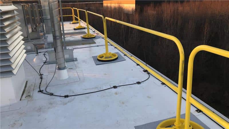 How to Choose the Right Guardrails - EDGE Fall Protection